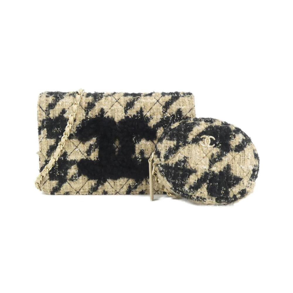 CHANEL Authentic Black Wallet